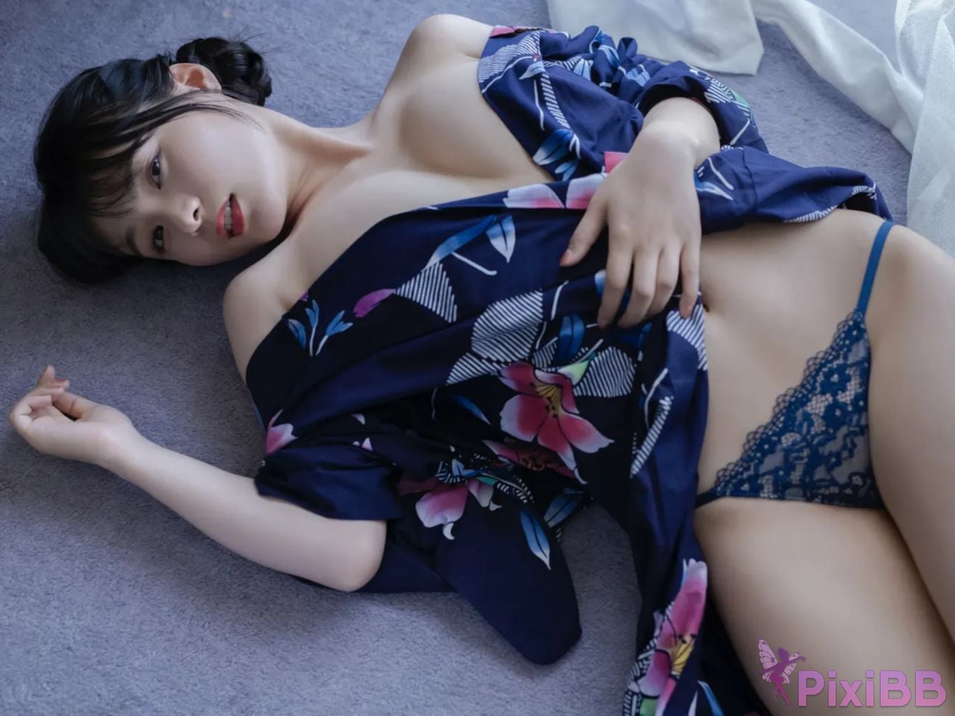 Japanese Idol Mizuki Hoshina FRIDAY digital photo book Take off your yukata PixiBB (4)